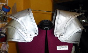 pauldrons-1
